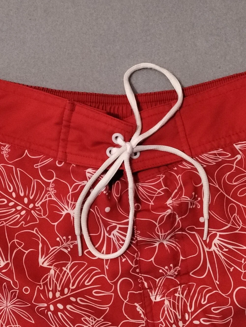 G-lll Sports Georgia Bulldogs Mesh Lined Beach Swim Board Shorts Mend Medium